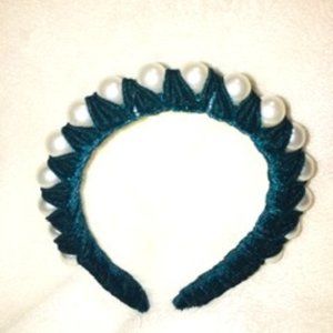 (NEW) Forest Green Velvet Headband/ Bandeau with Faux Pearls